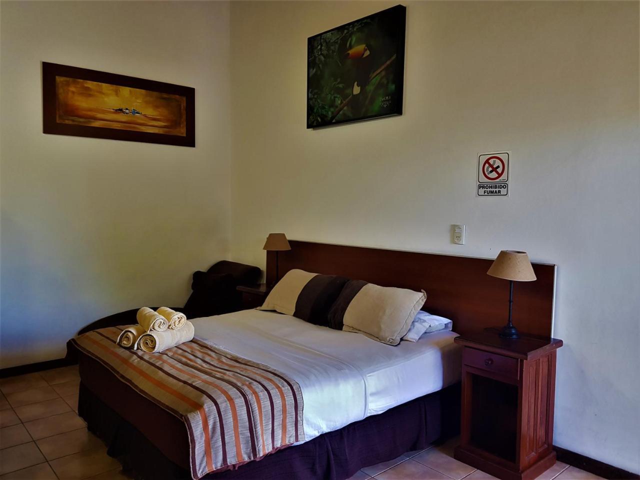 Si Mi Capitán - Cabañas&habitaciones Hotel económico Puerto Iguazú
